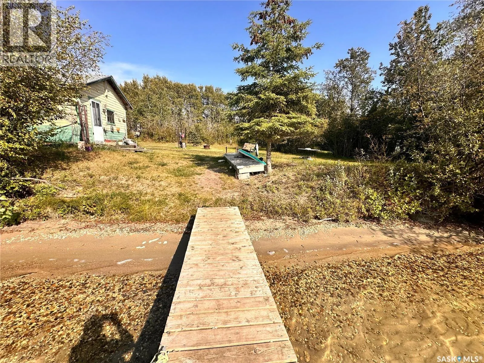 323 Lakeview DRIVE