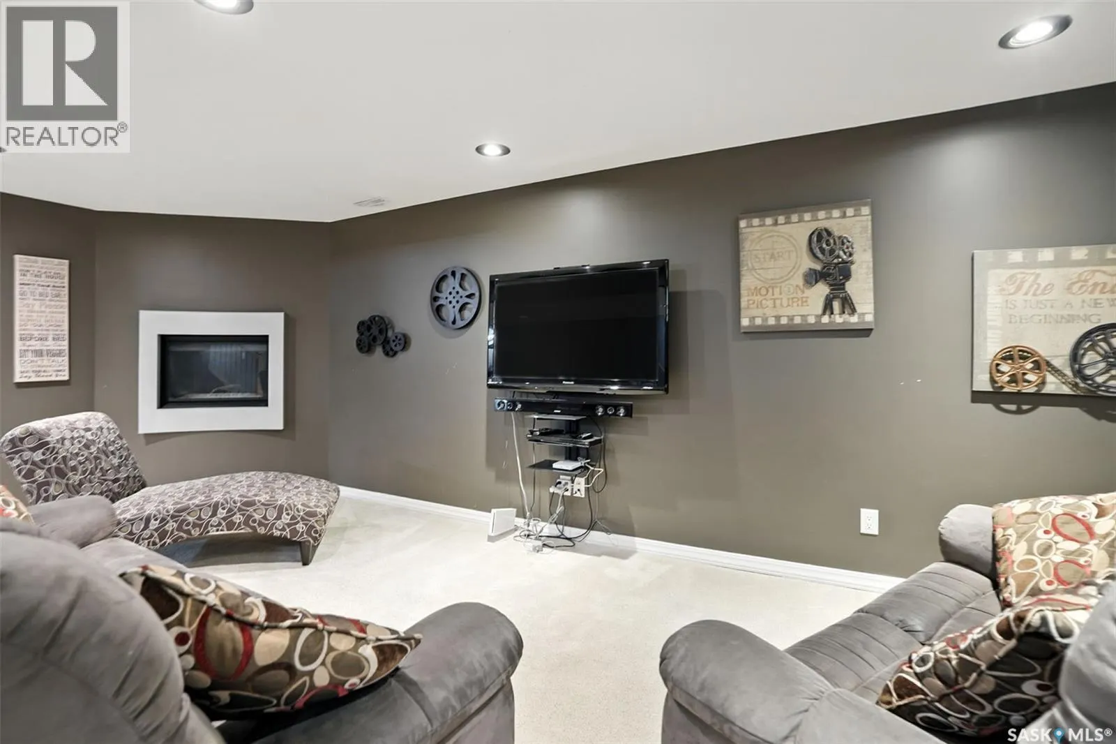 207 Pobran LANE
