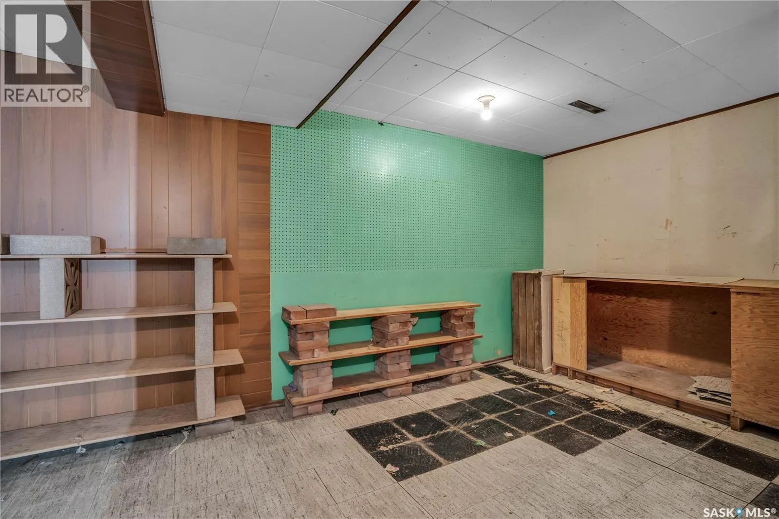 4516 Elgin ROAD