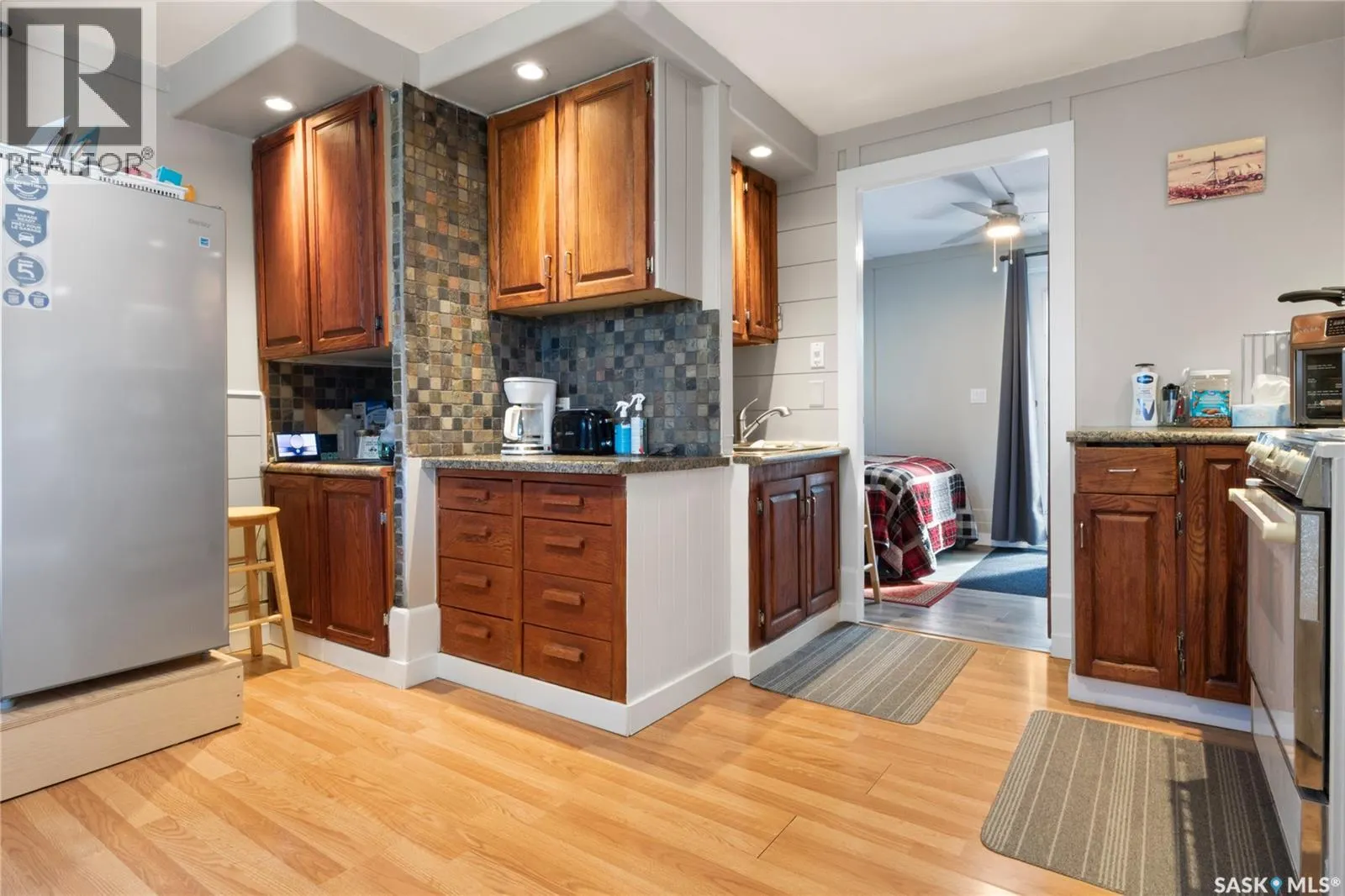 85 Procter DRIVE