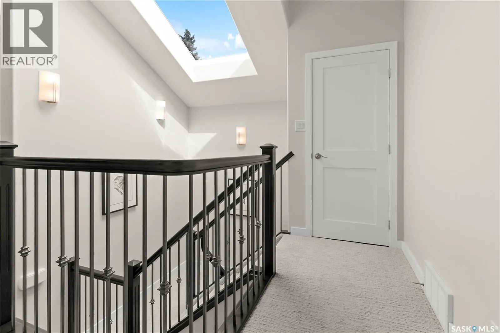619 Frobisher TERRACE