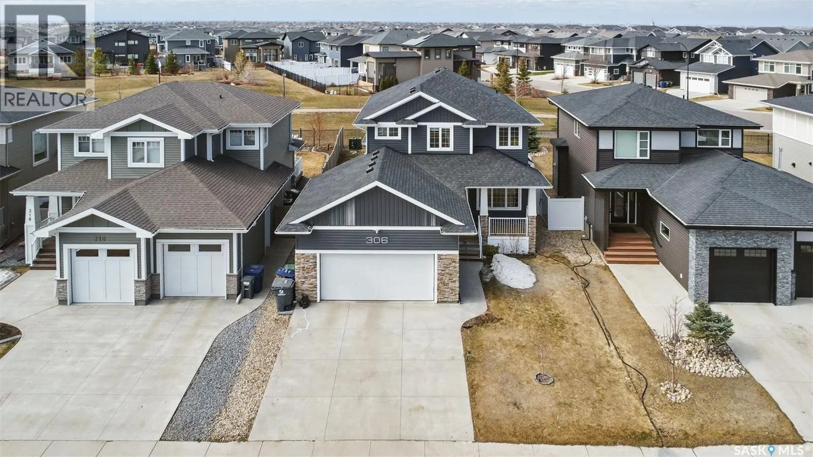 306 Secord WAY