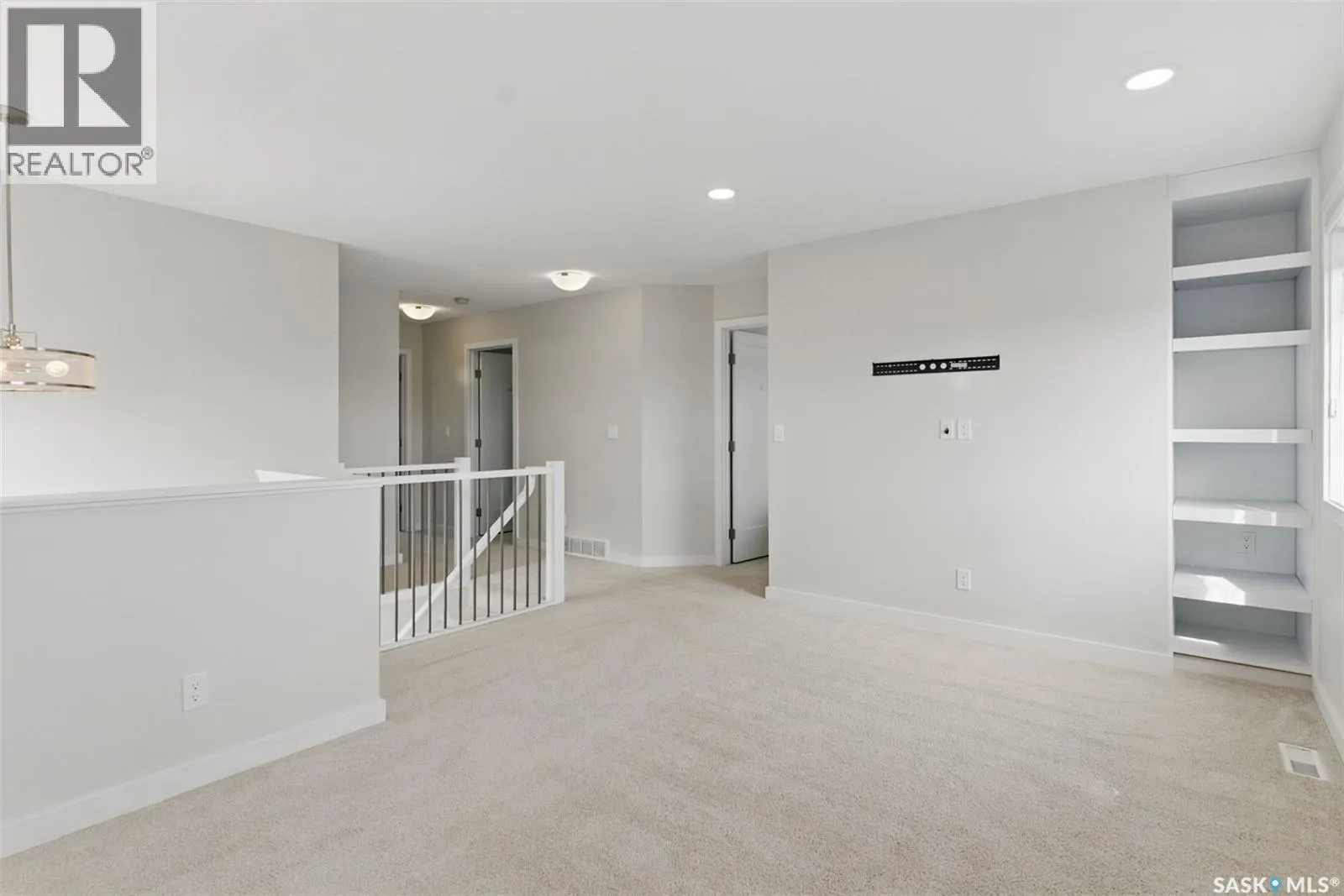306 Secord WAY