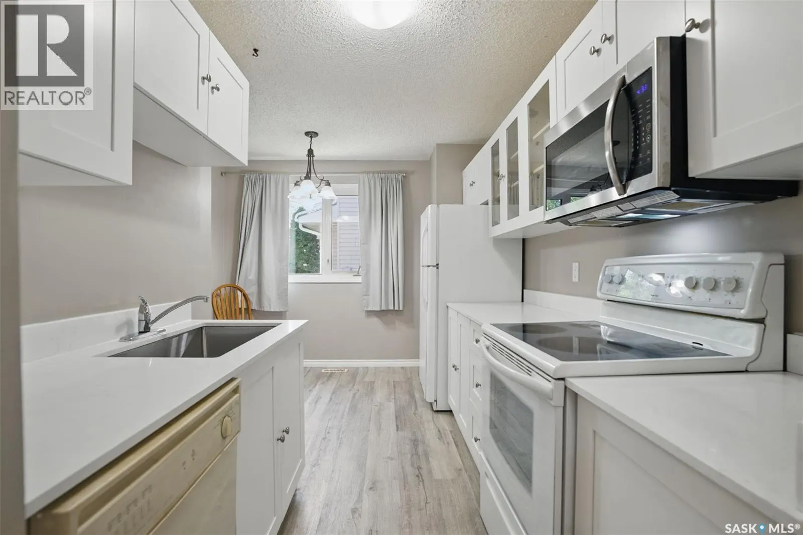 70 330 Haight CRESCENT