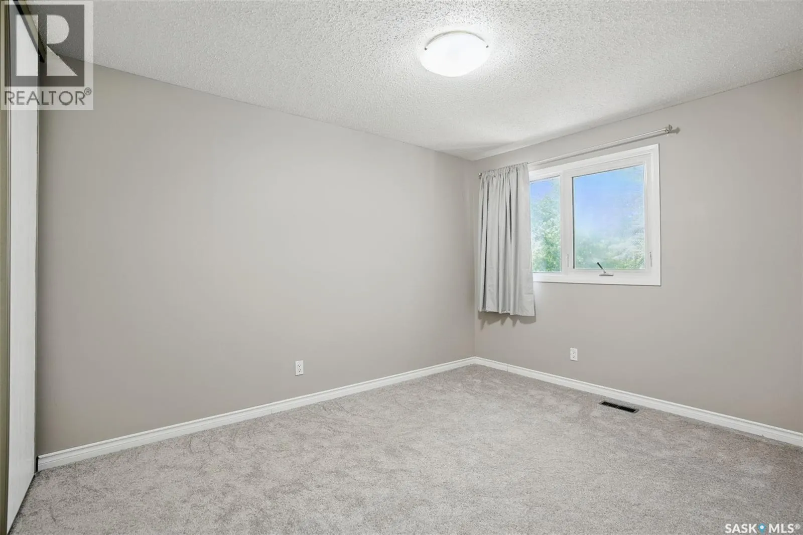 70 330 Haight CRESCENT
