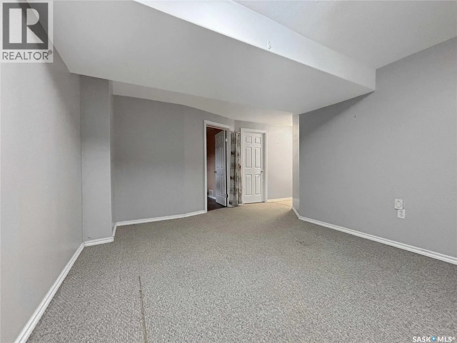 20 110 Banyan CRESCENT