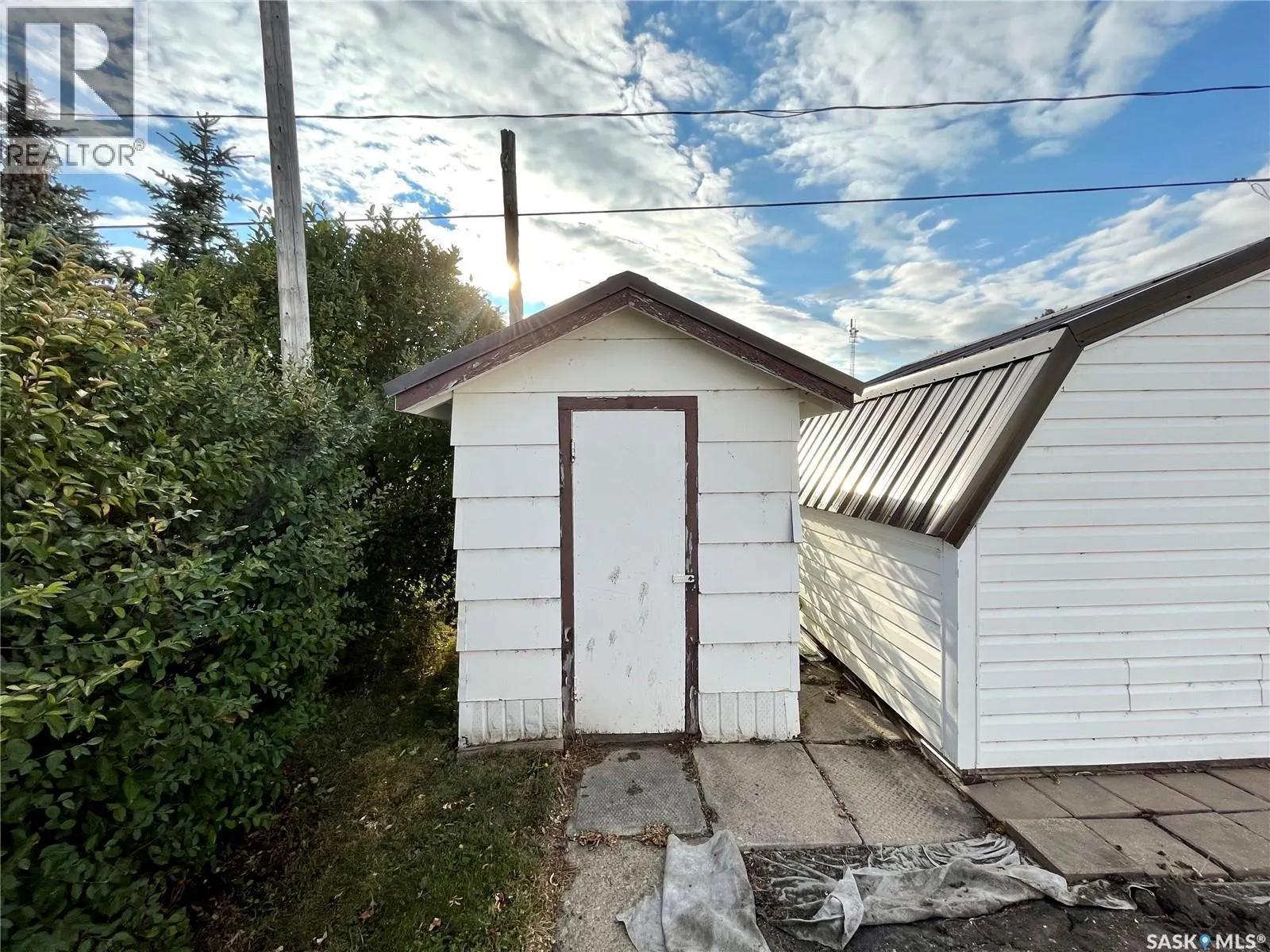 302 May STREET