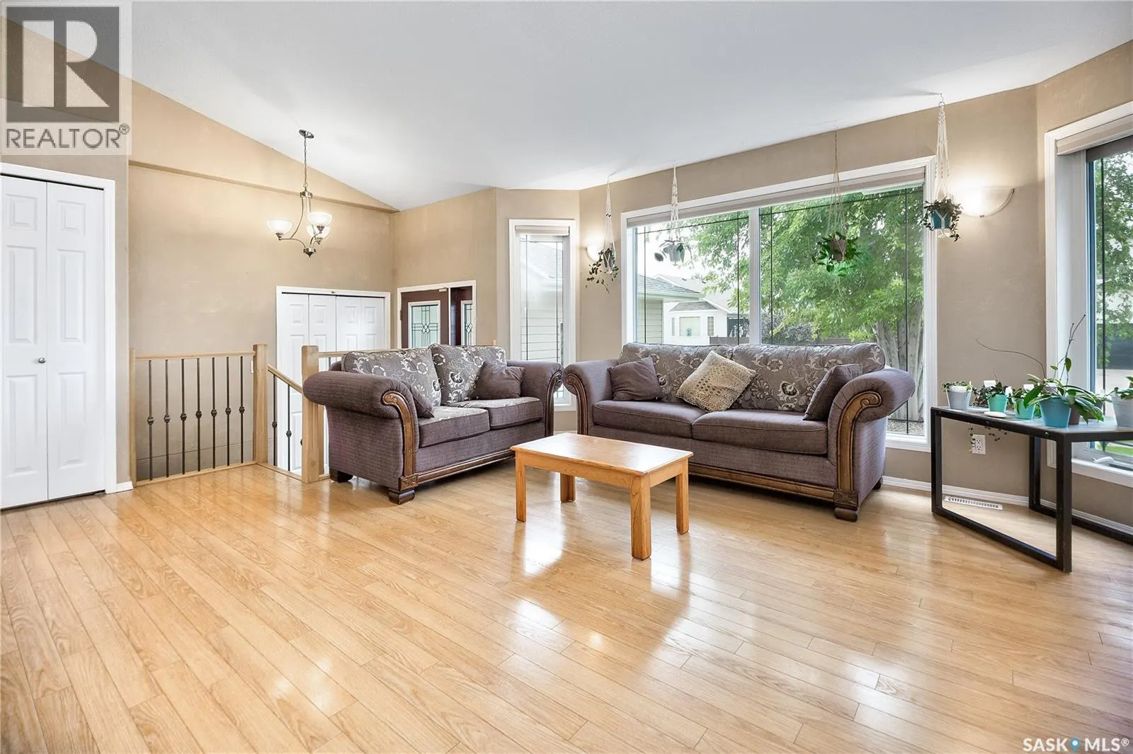 38 Longpre CRESCENT