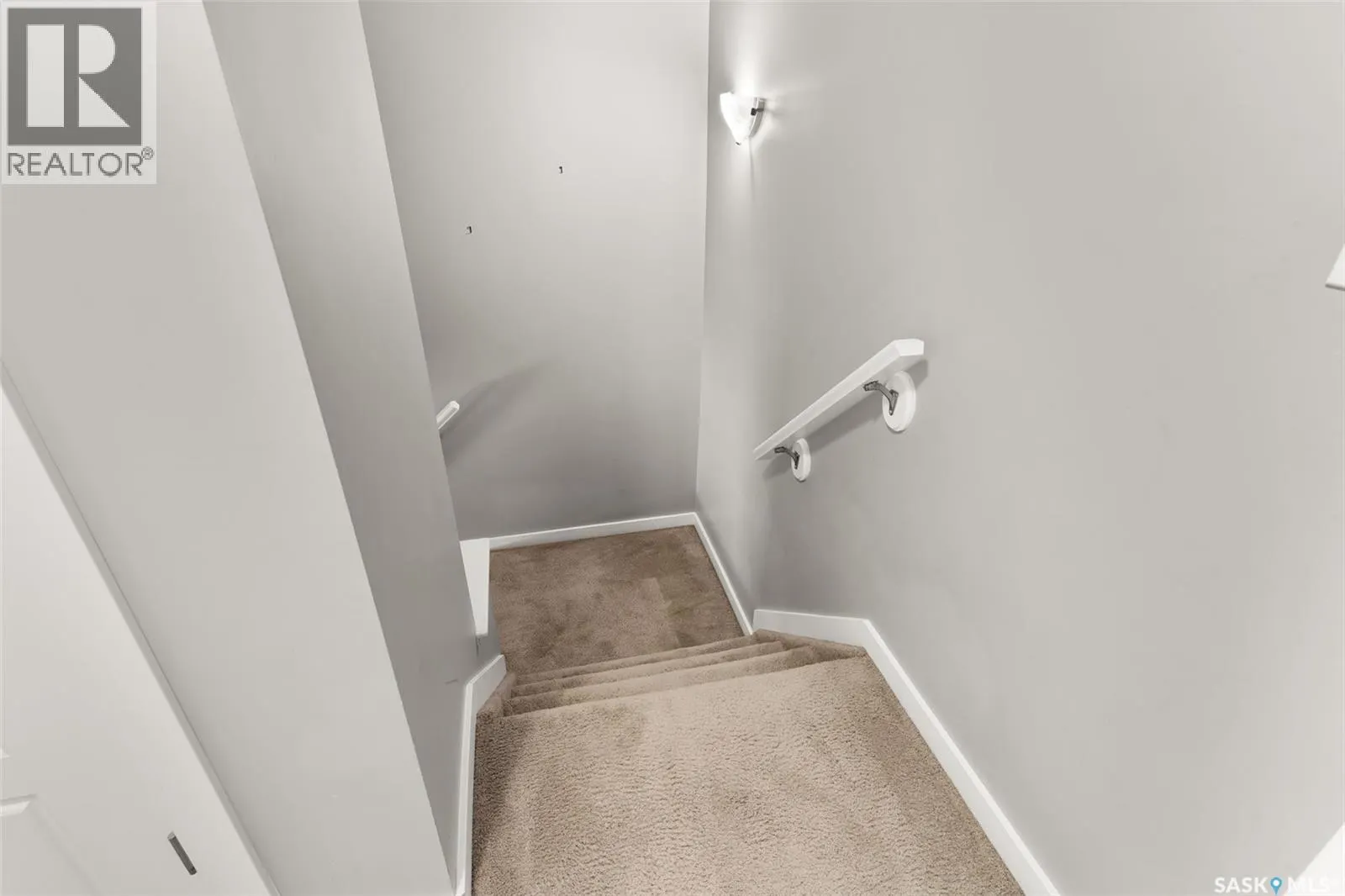 4690 Albulet DRIVE