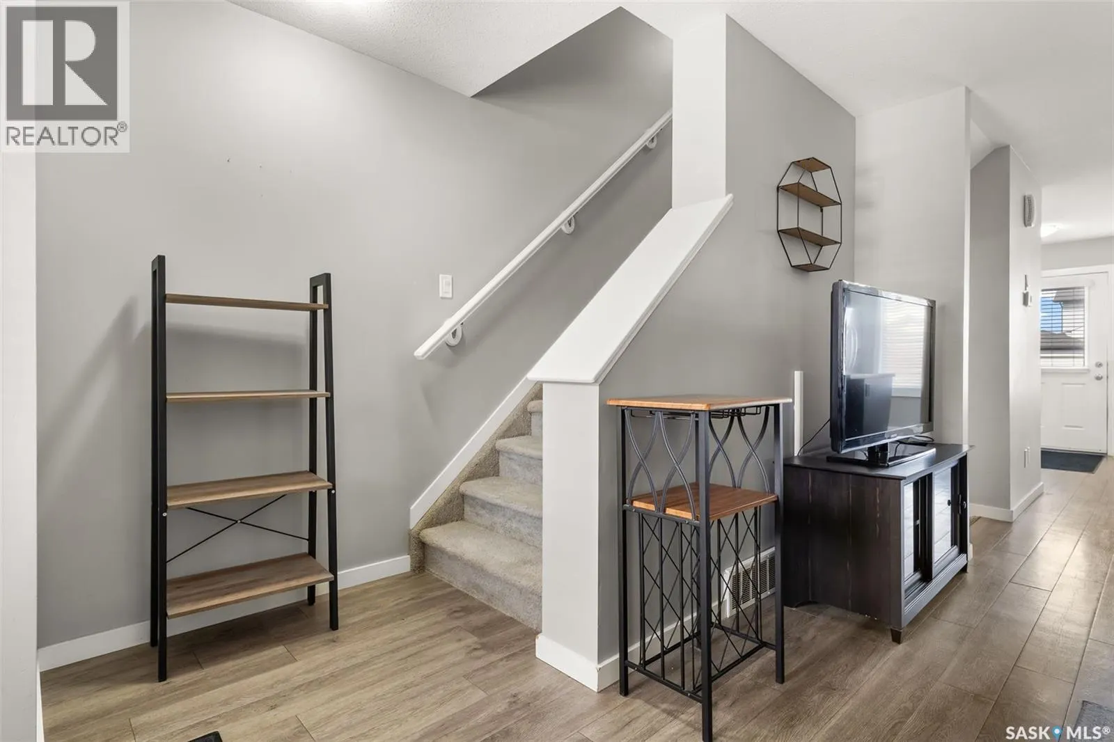 4690 Albulet DRIVE
