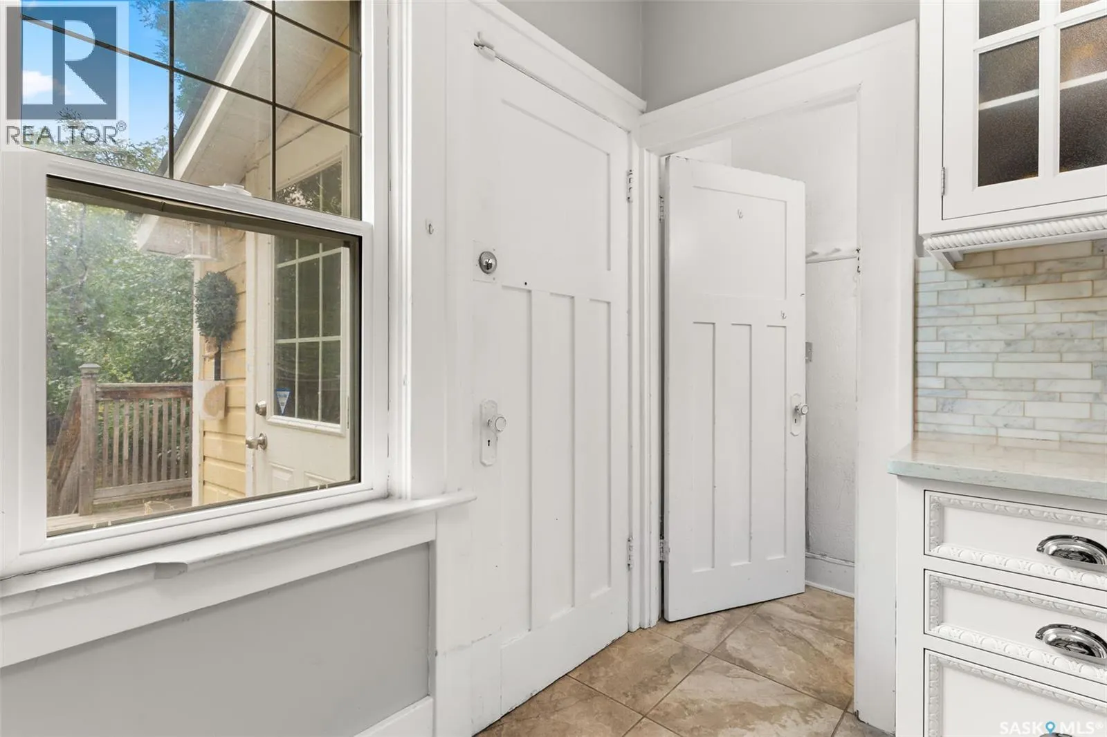 264 Leopold CRESCENT