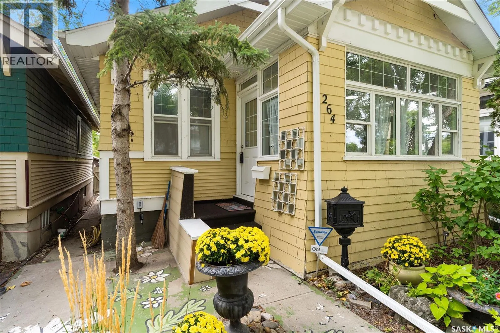 264 Leopold CRESCENT