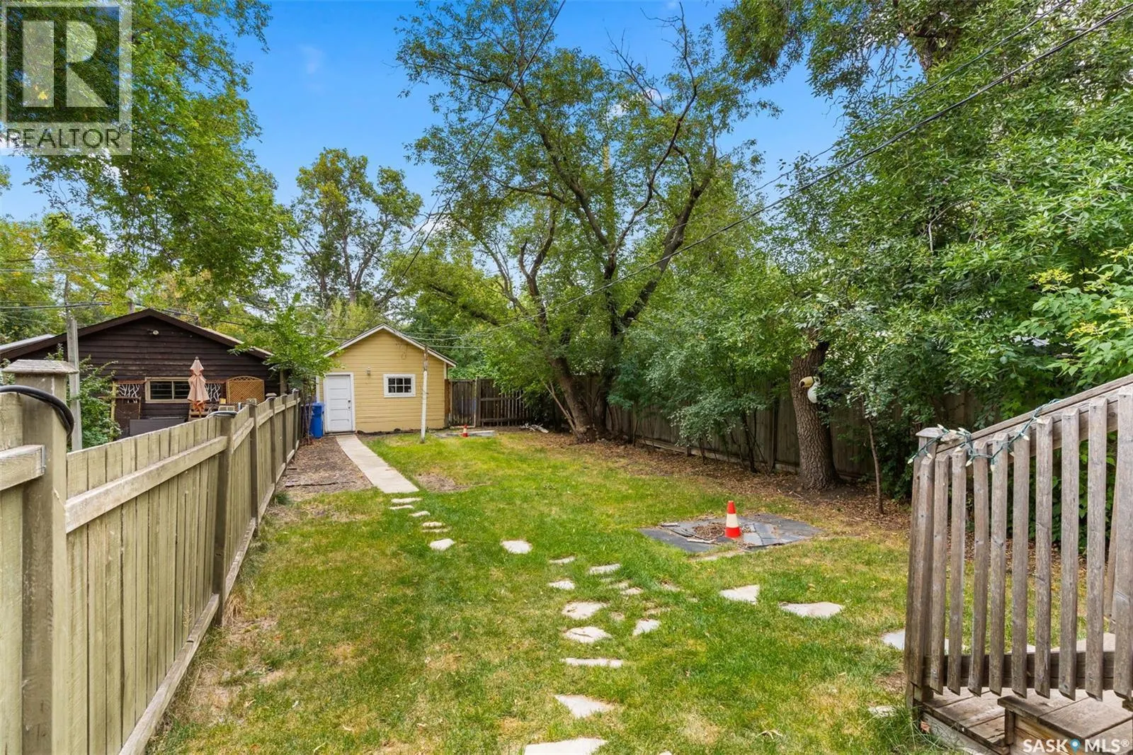 264 Leopold CRESCENT