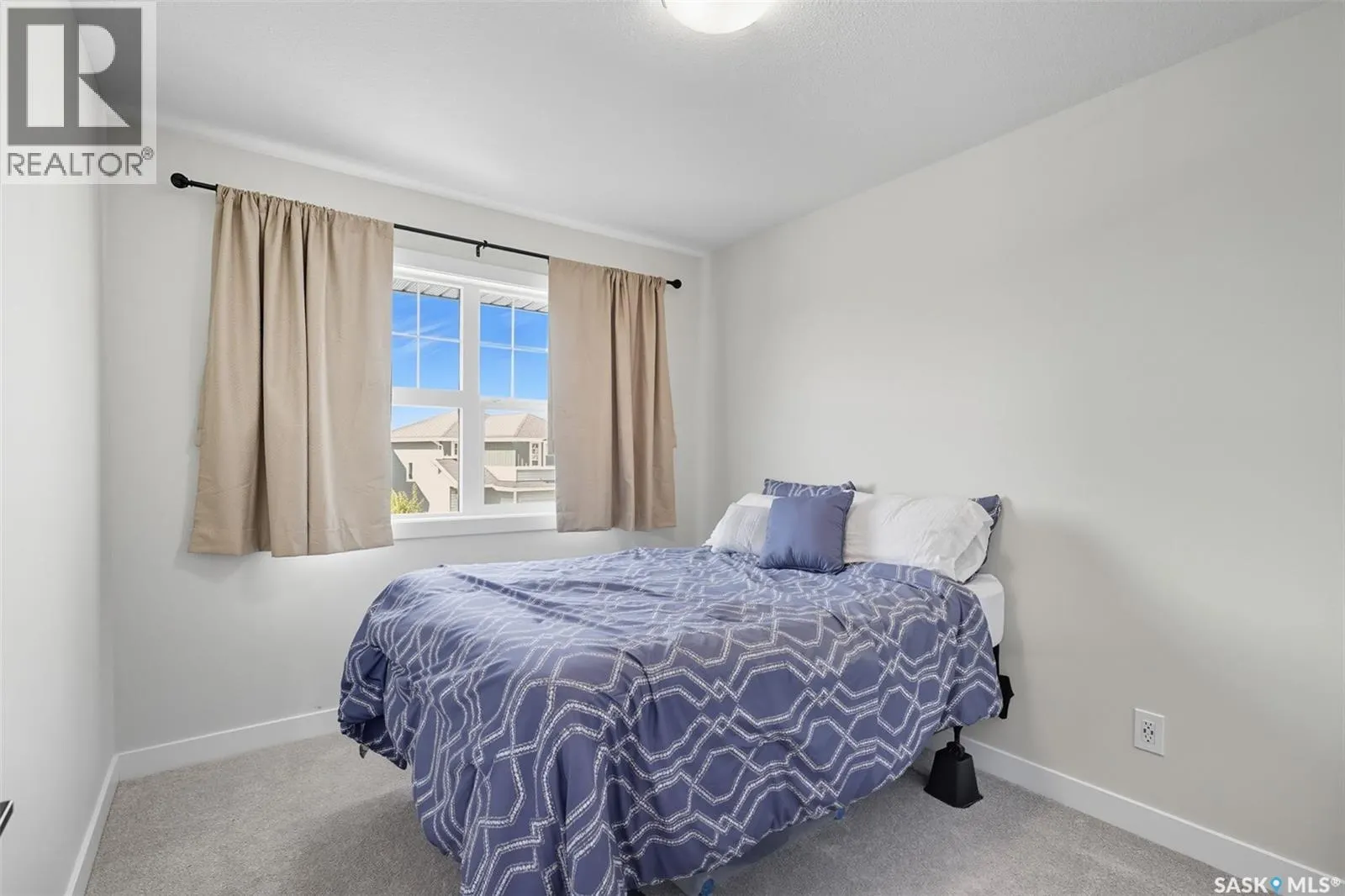 346 Stilling MANOR