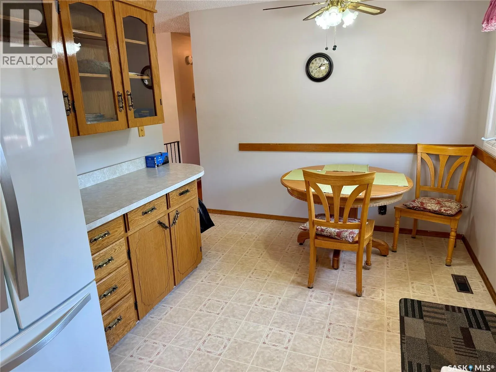 110 Rothwell CRESCENT