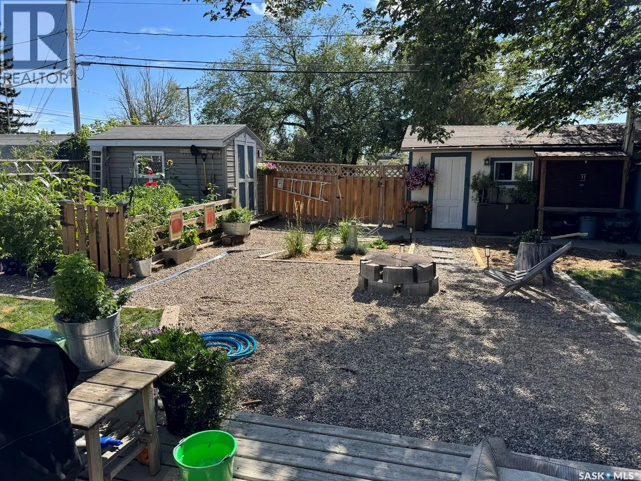 103 3rd AVENUE W