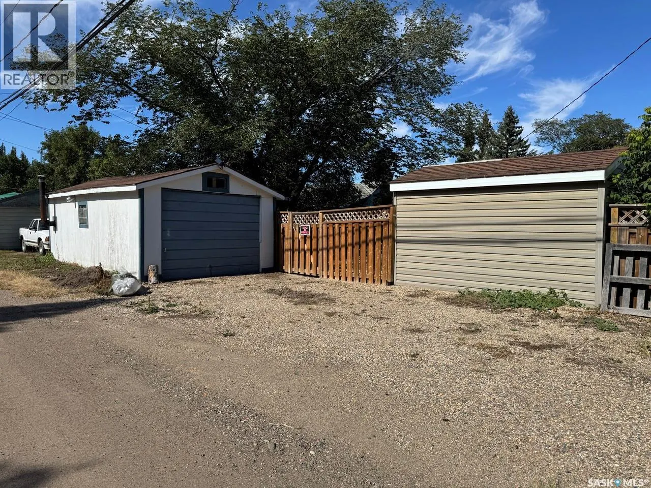 103 3rd AVENUE W