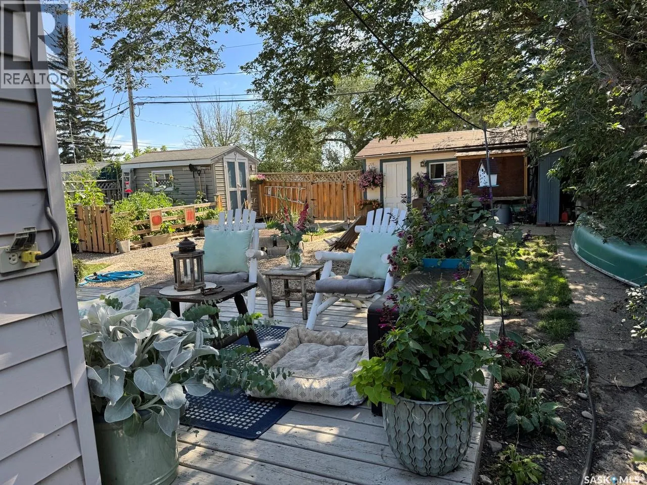103 3rd AVENUE W