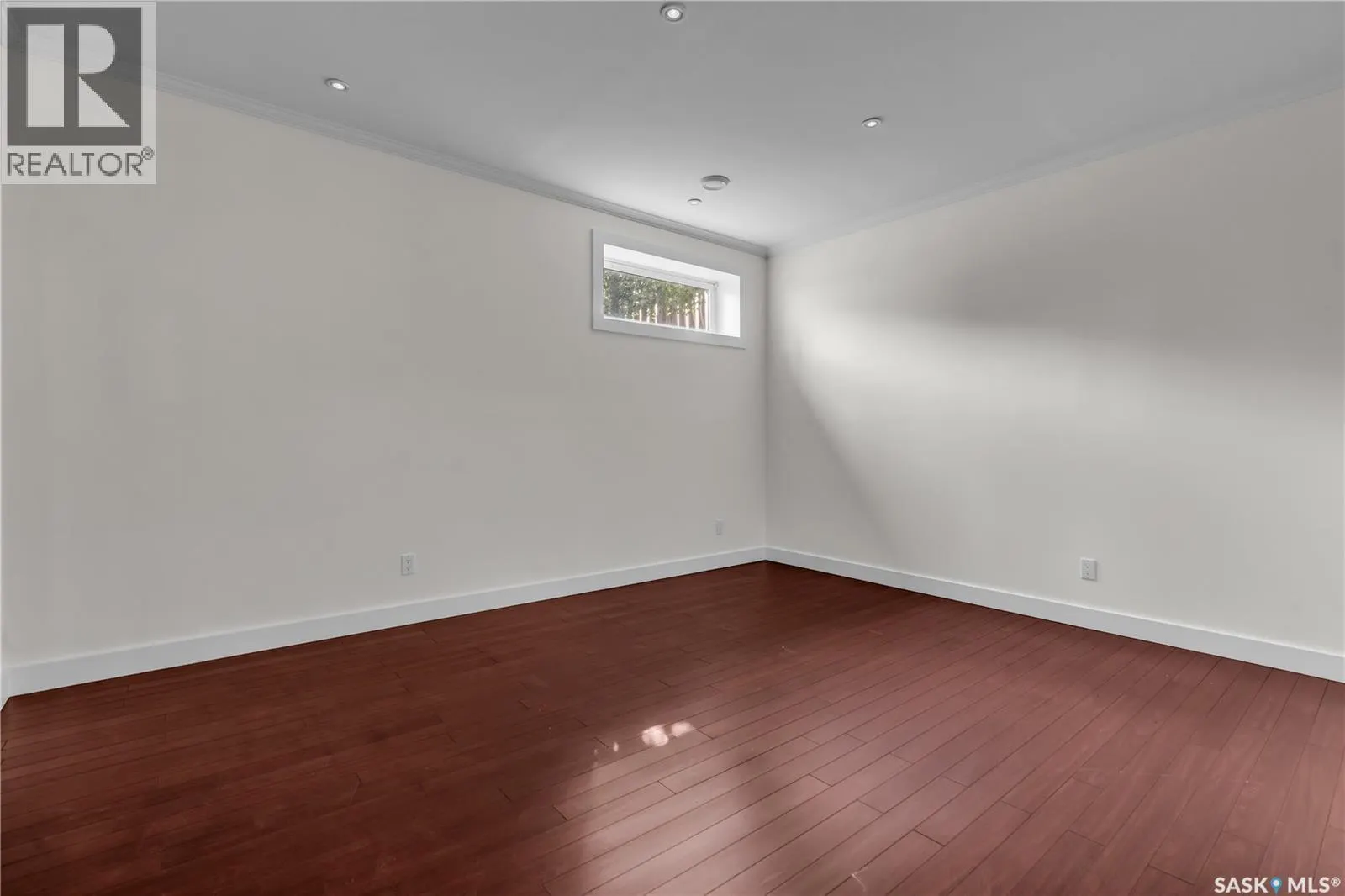 4622 Malcolm DRIVE