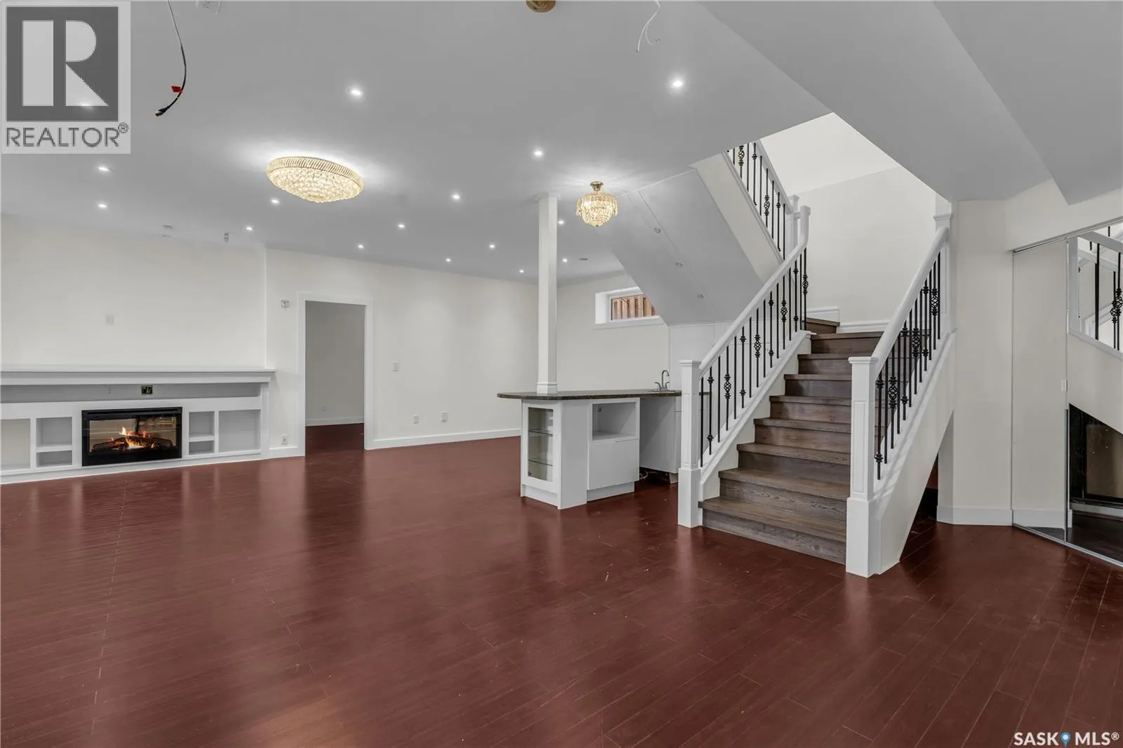4622 Malcolm DRIVE