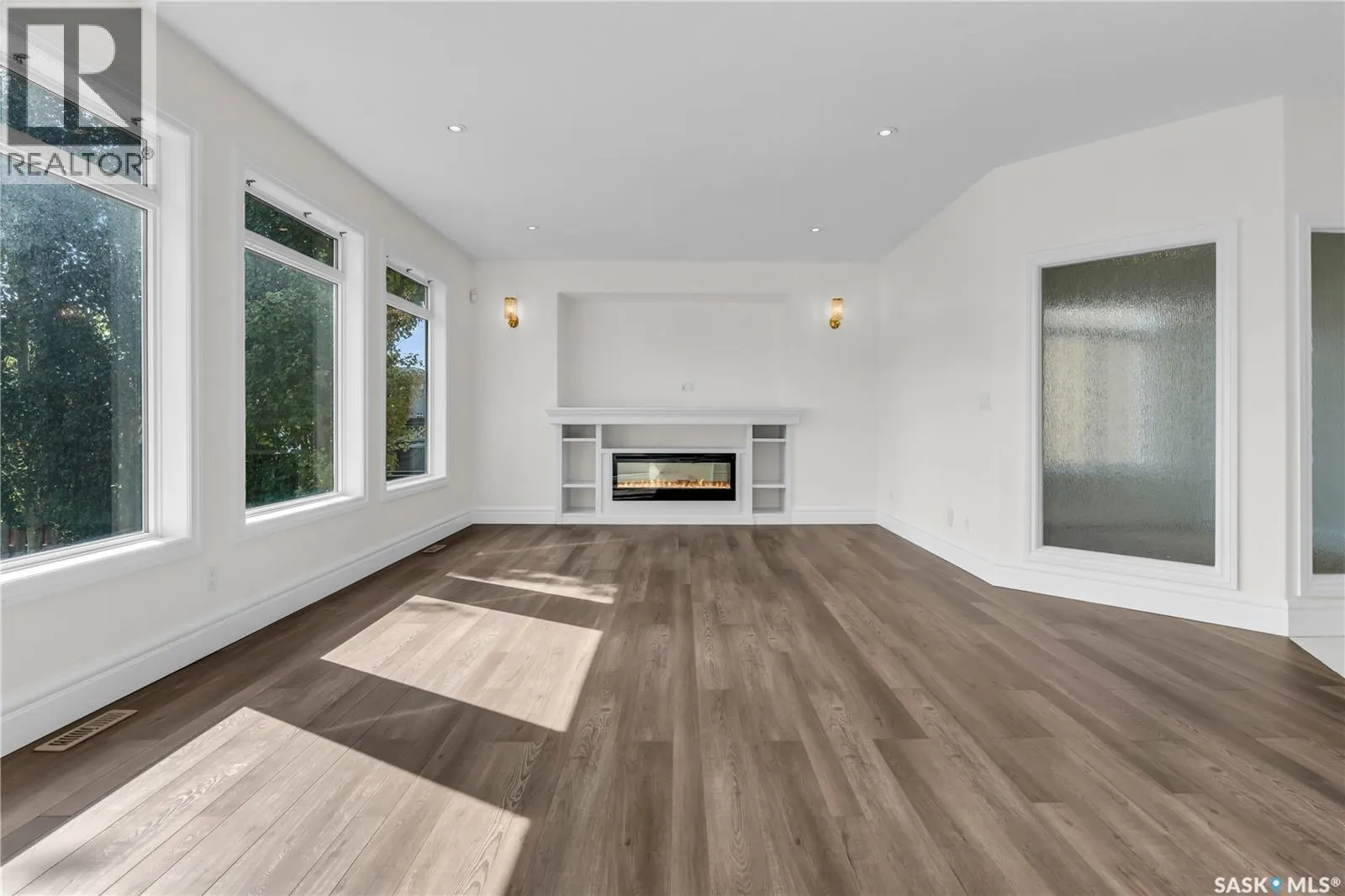 4622 Malcolm DRIVE