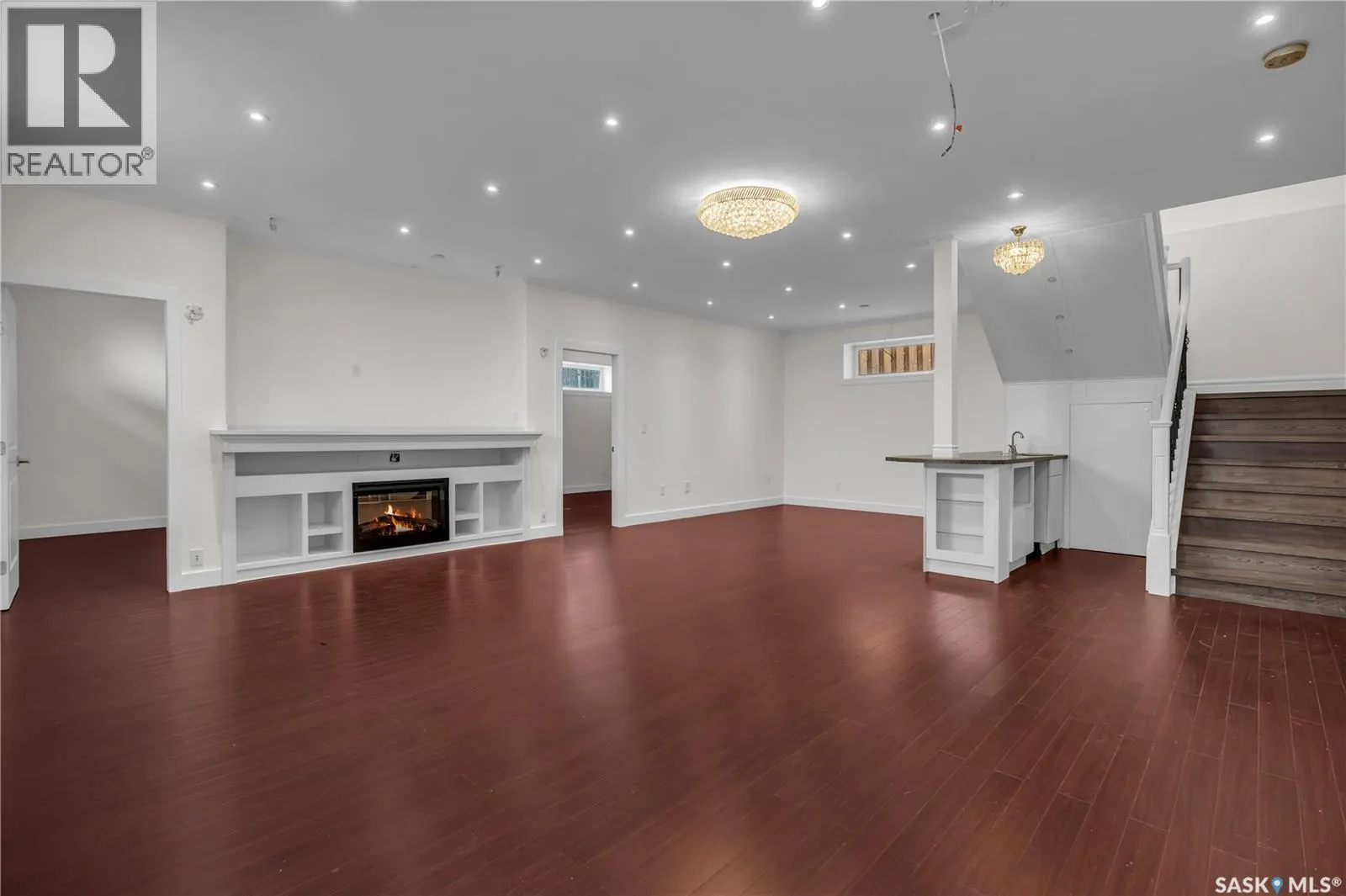 4622 Malcolm DRIVE