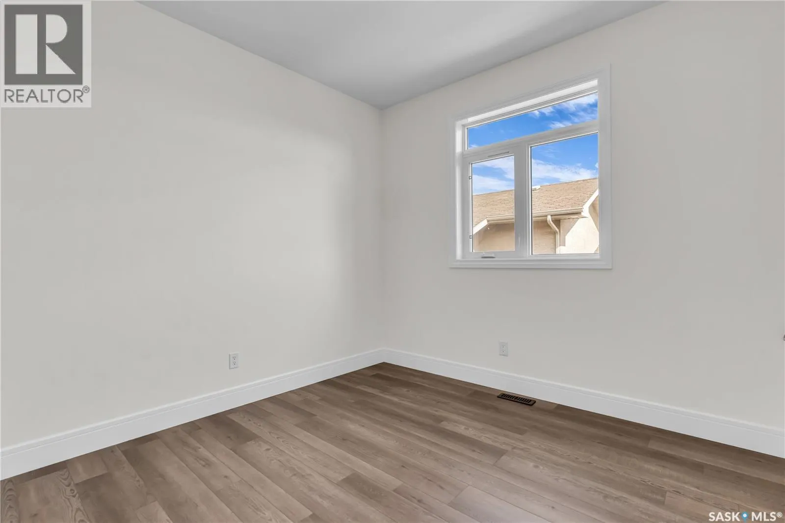 4622 Malcolm DRIVE