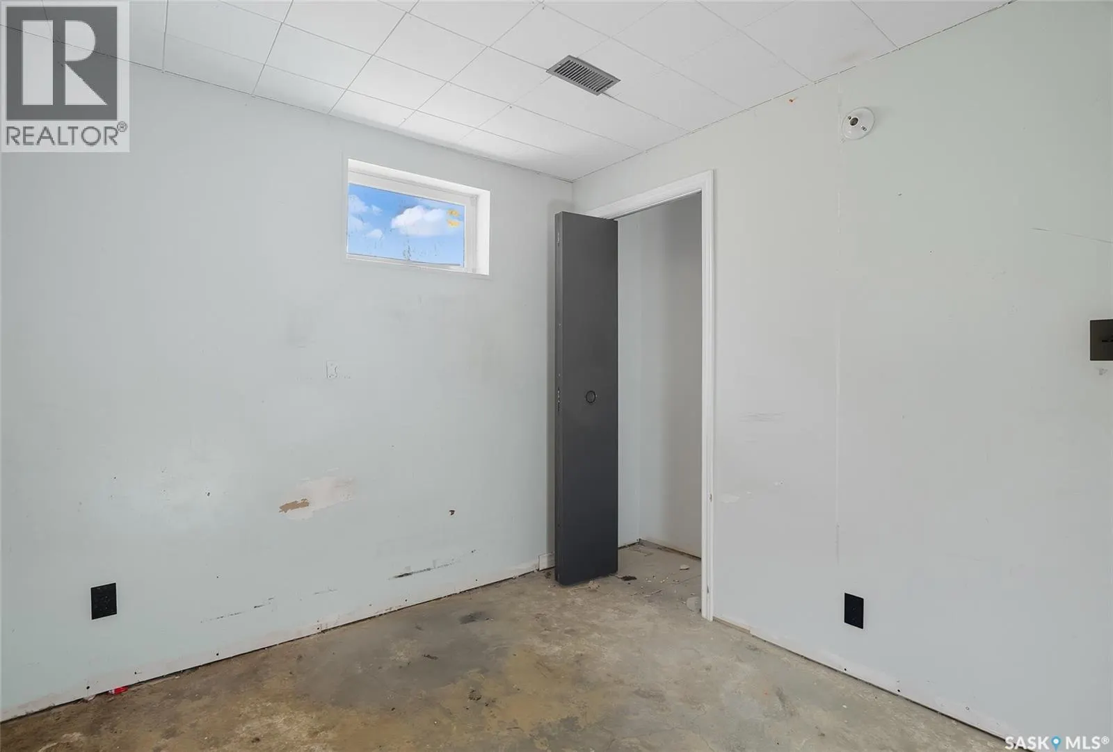 308 3rd AVENUE