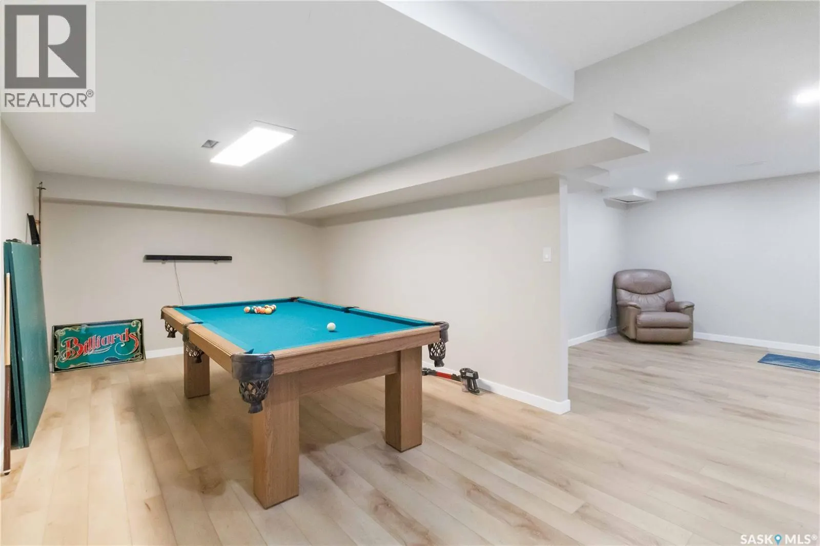 179 Sherry CRESCENT