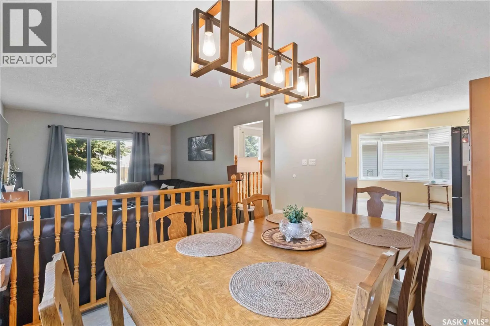 179 Sherry CRESCENT