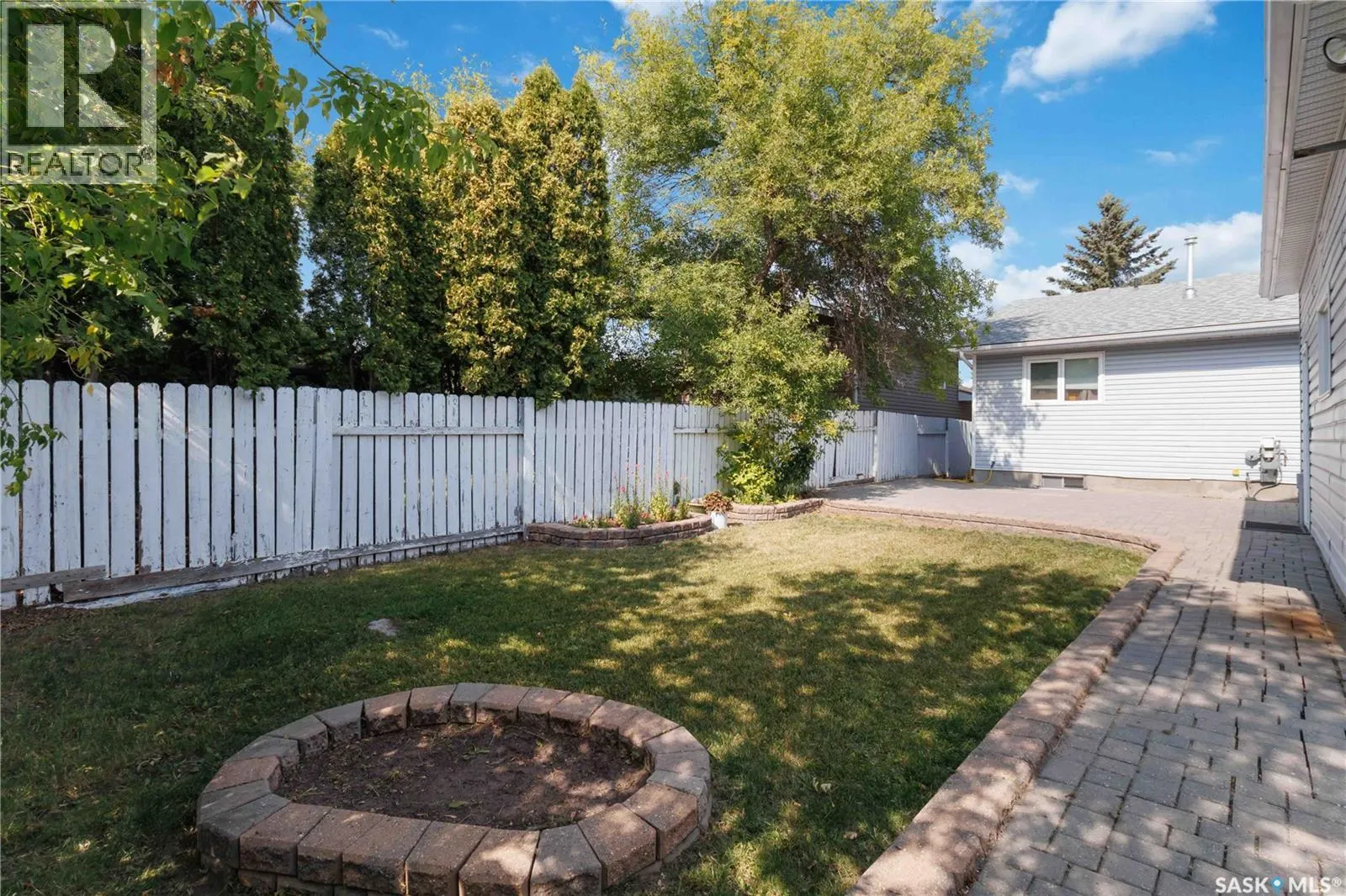 179 Sherry CRESCENT