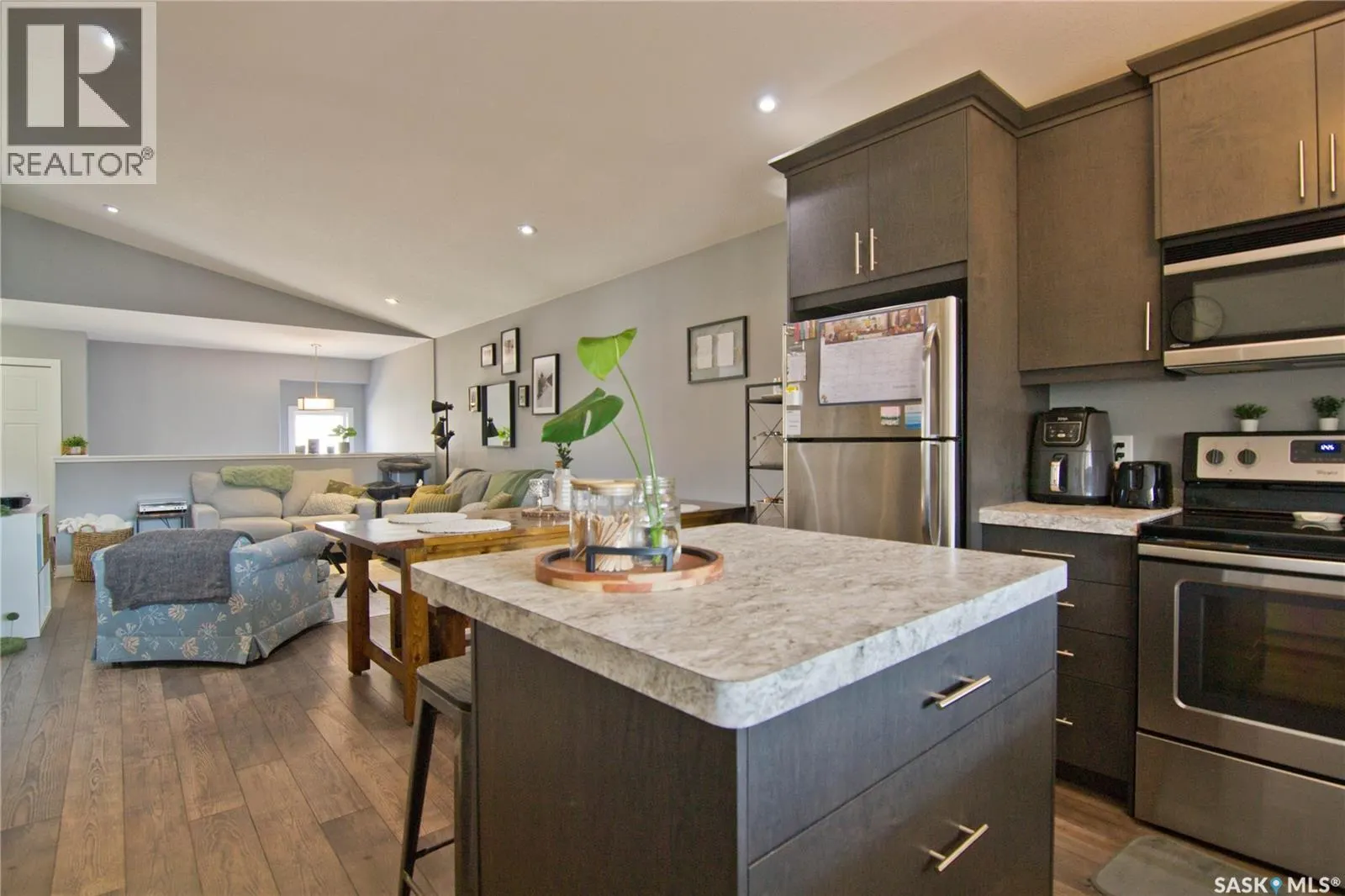4140 Green Apple DRIVE E