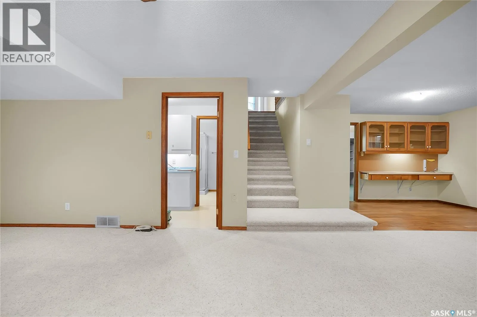 22 3415 Calder CRESCENT