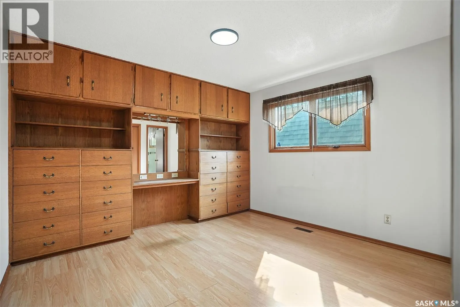 2213 Richardson ROAD