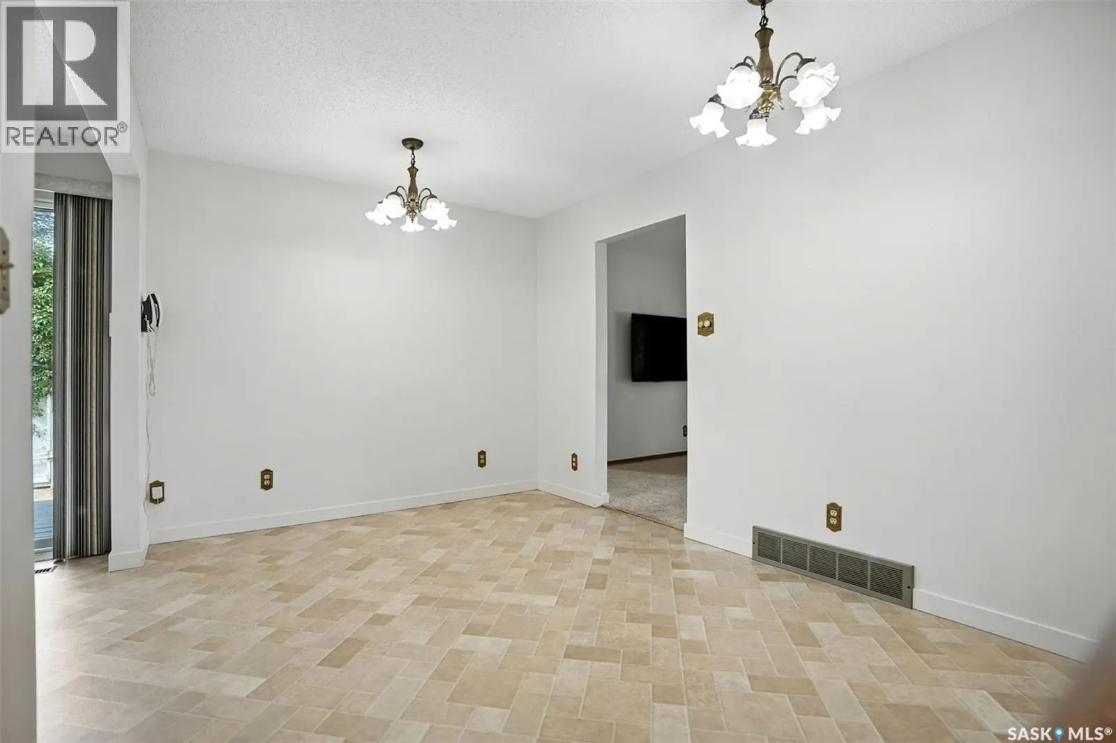 2213 Richardson ROAD