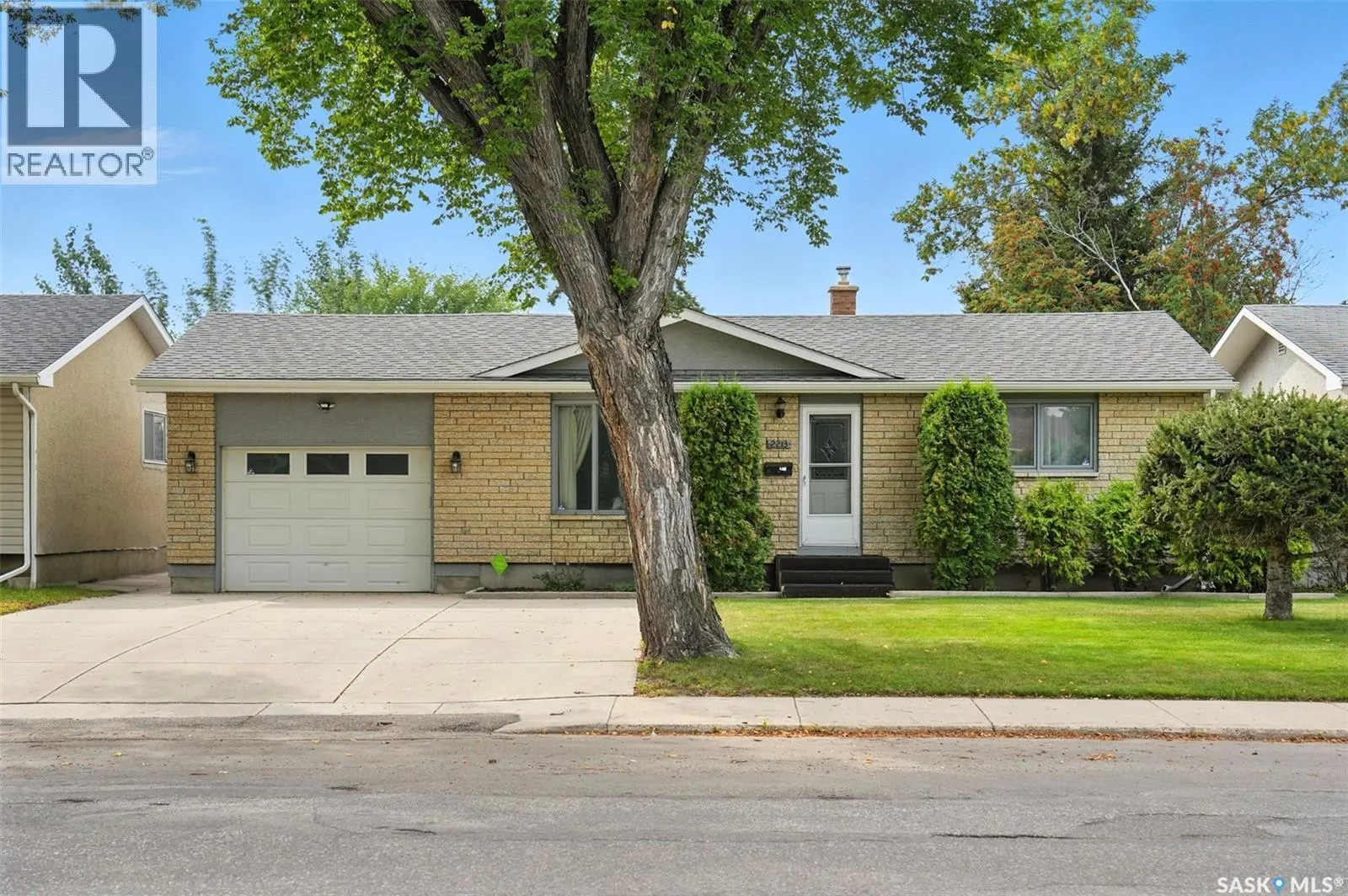 2213 Richardson ROAD