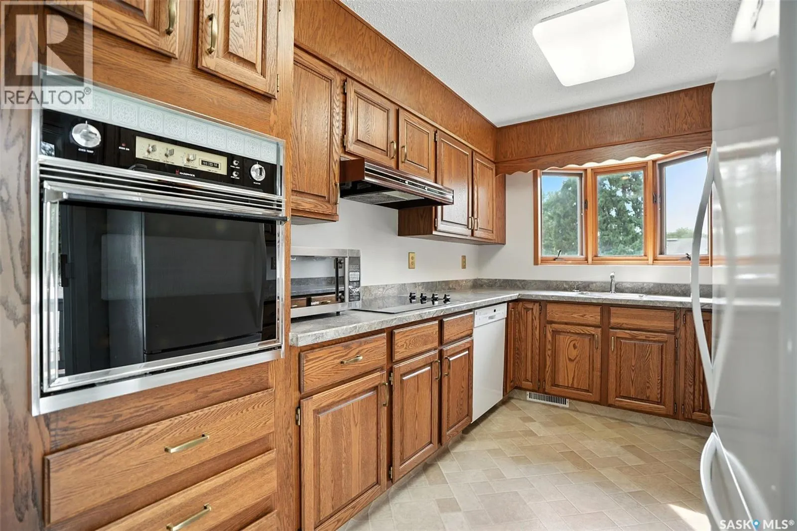 2213 Richardson ROAD