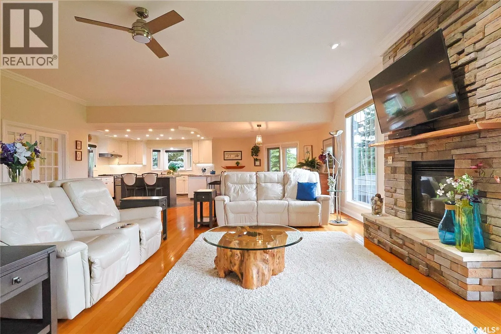 350 Ridgeway ROAD