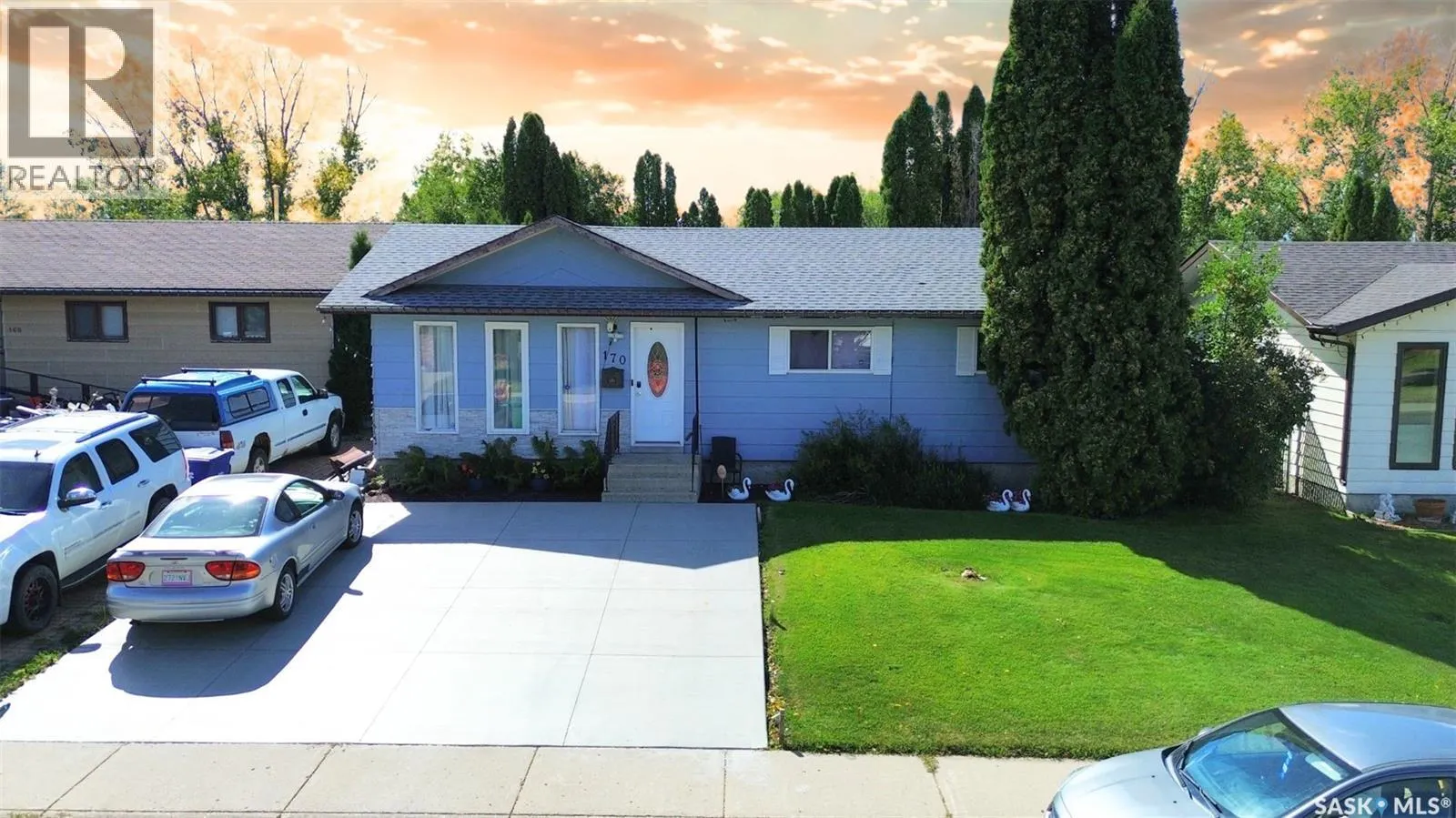 170 Whitecap CRESCENT