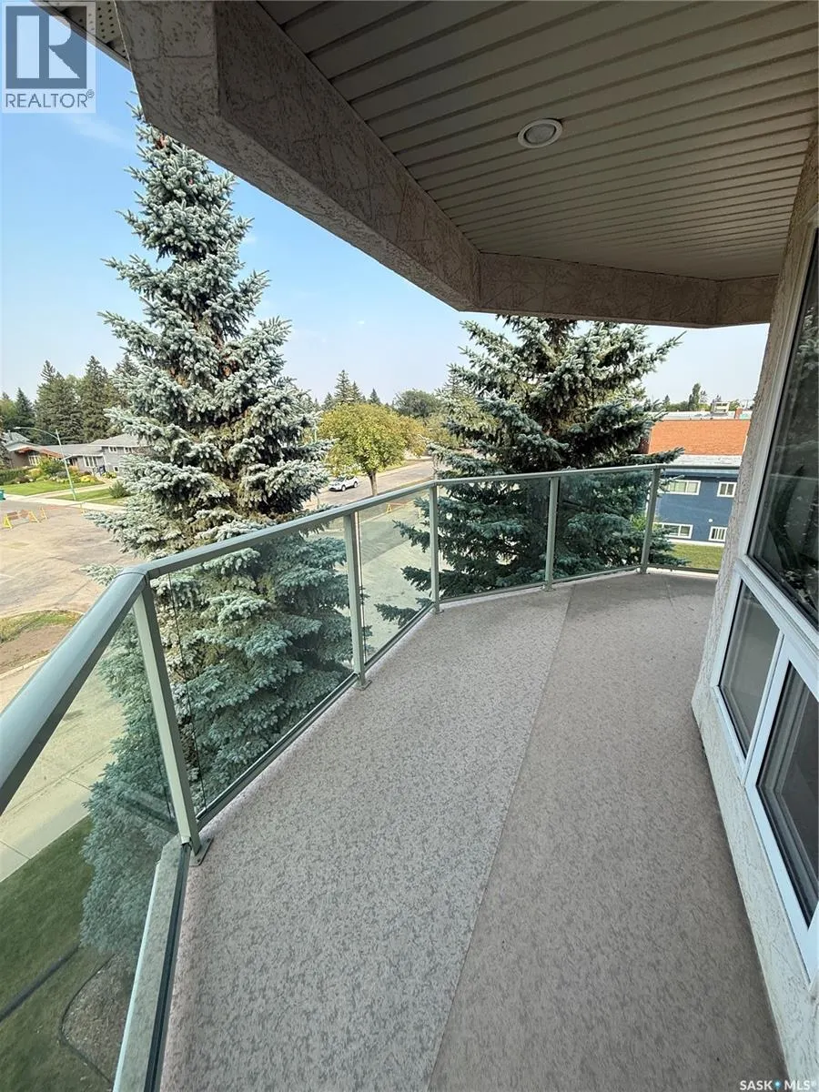 306 1850 Main STREET