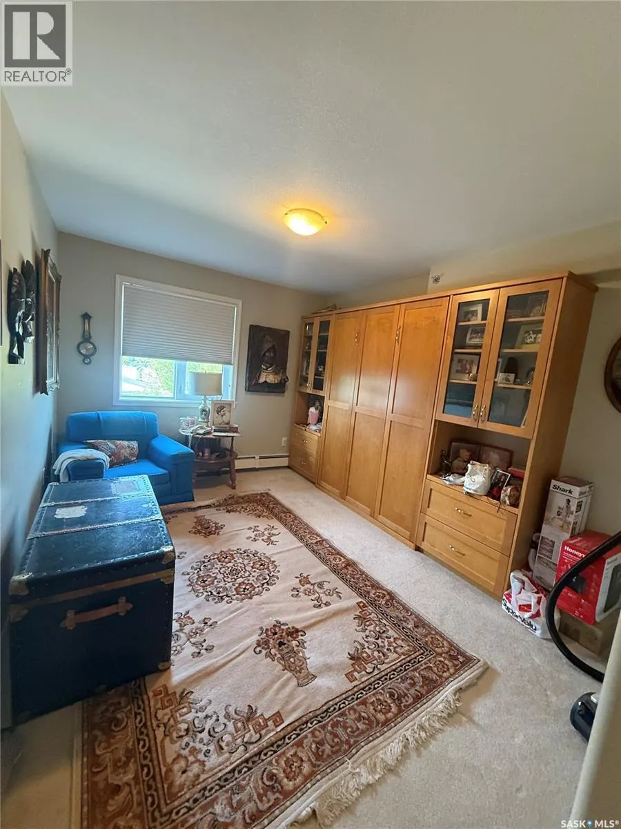 306 1850 Main STREET
