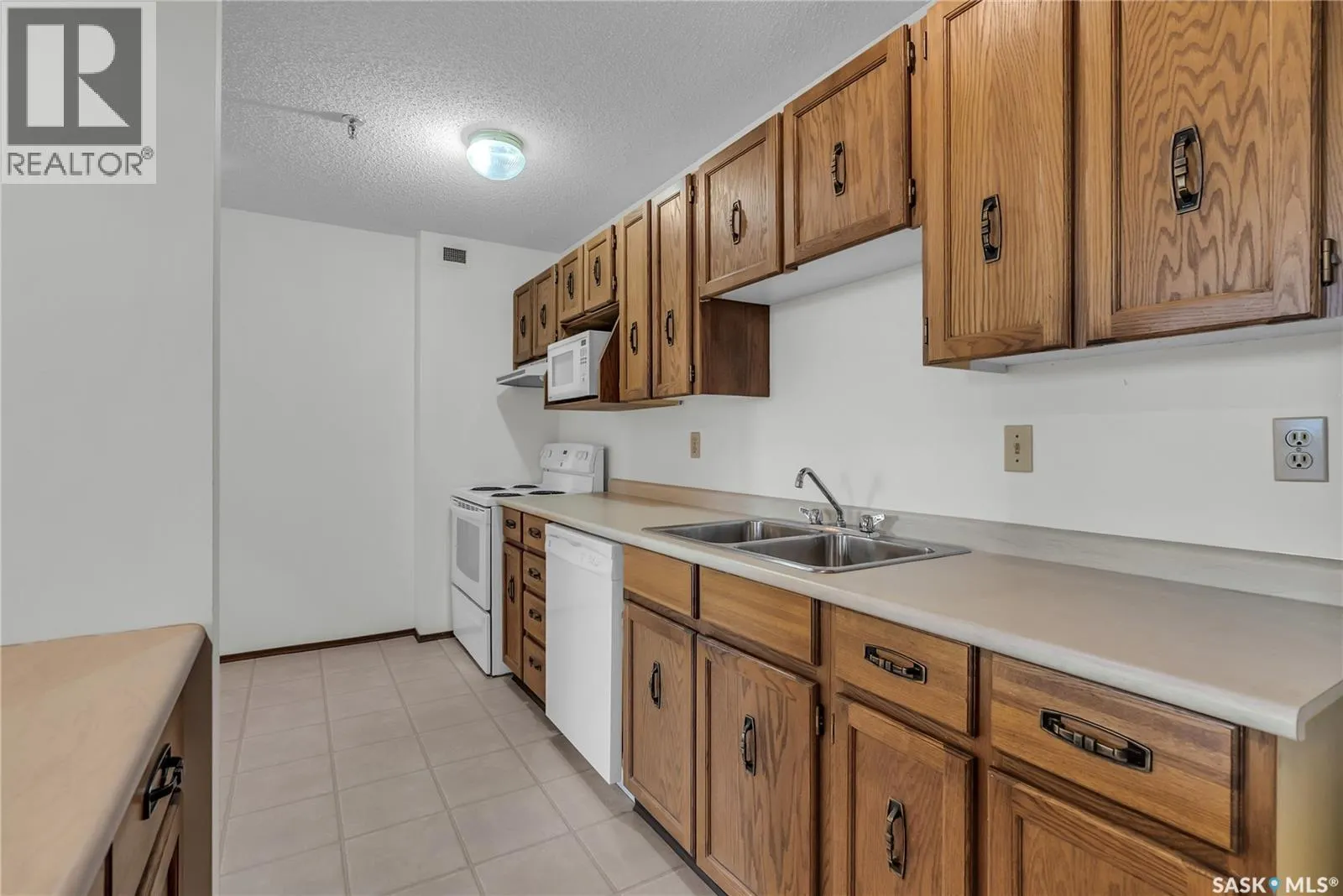 605 351 Saguenay DRIVE