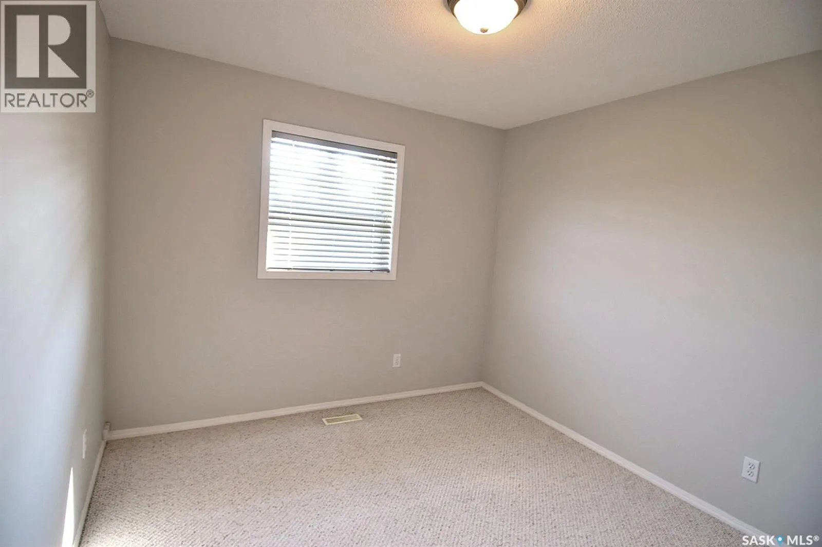 202C 141 105th STREET W