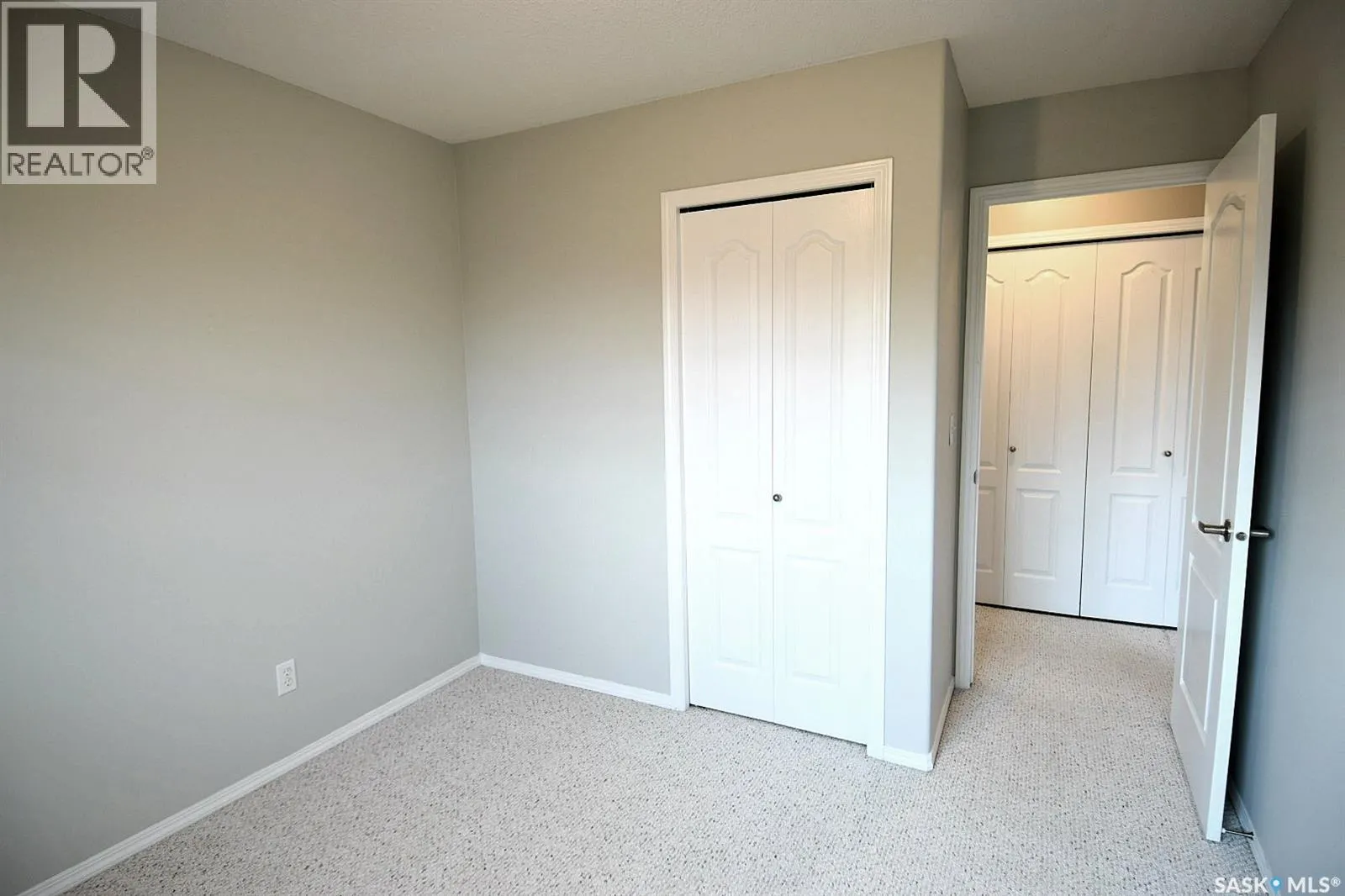 202C 141 105th STREET W