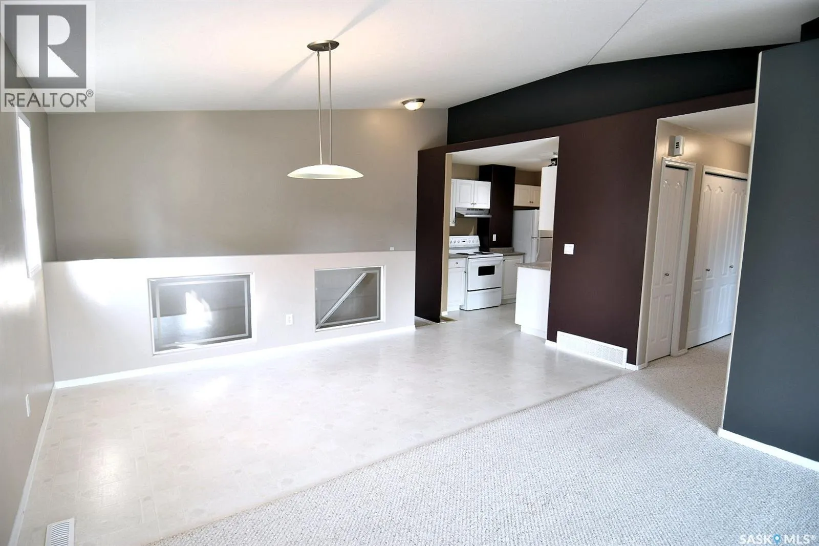 202C 141 105th STREET W