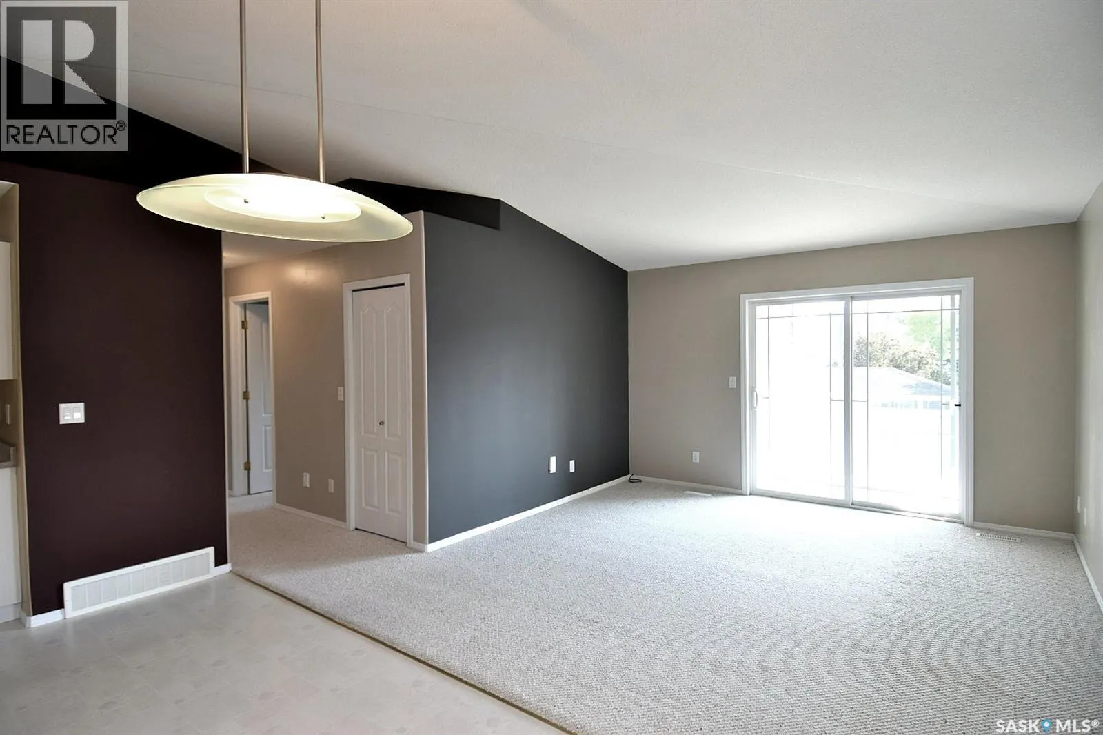 202C 141 105th STREET W
