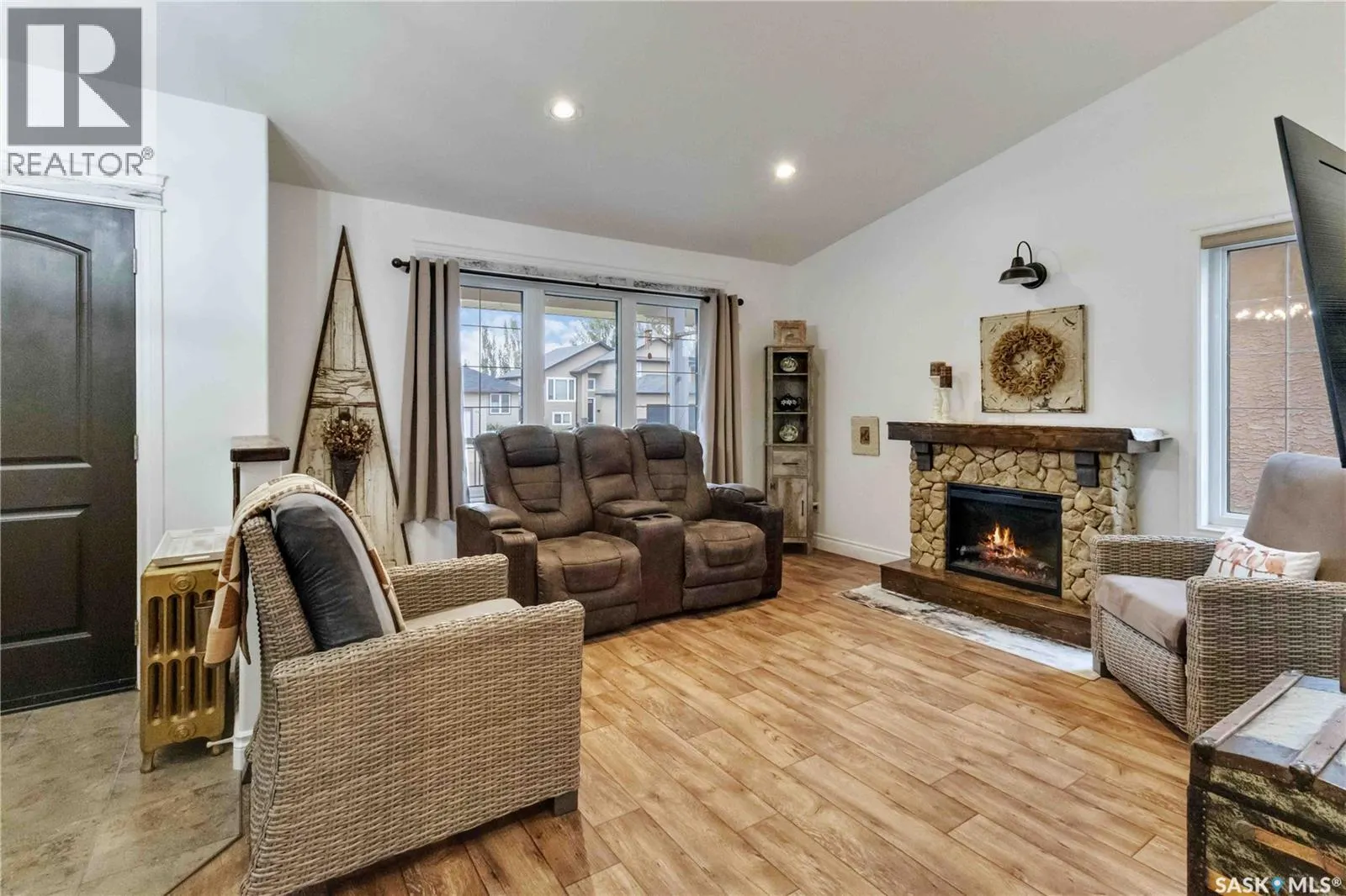 519 McKague CRESCENT