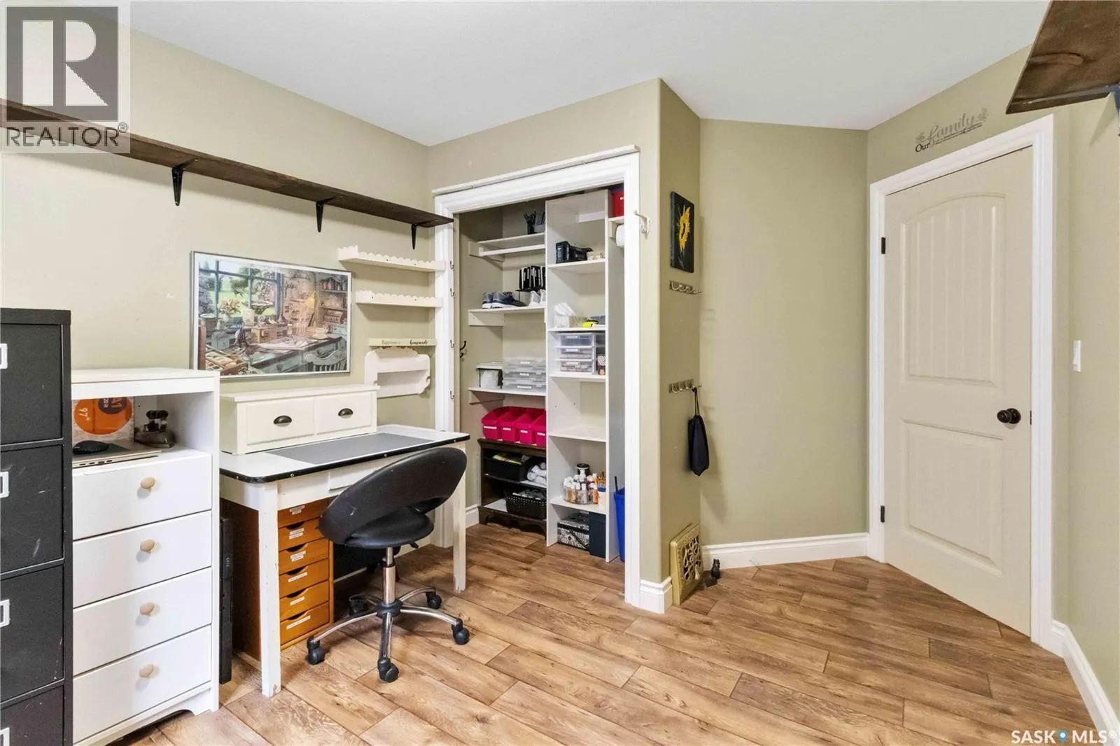 519 McKague CRESCENT
