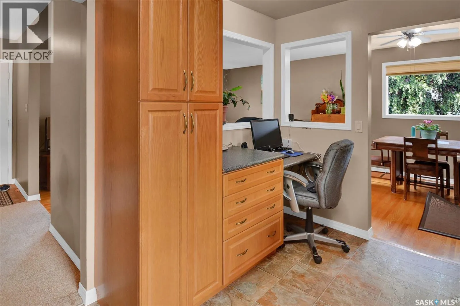 2938 Eastview
