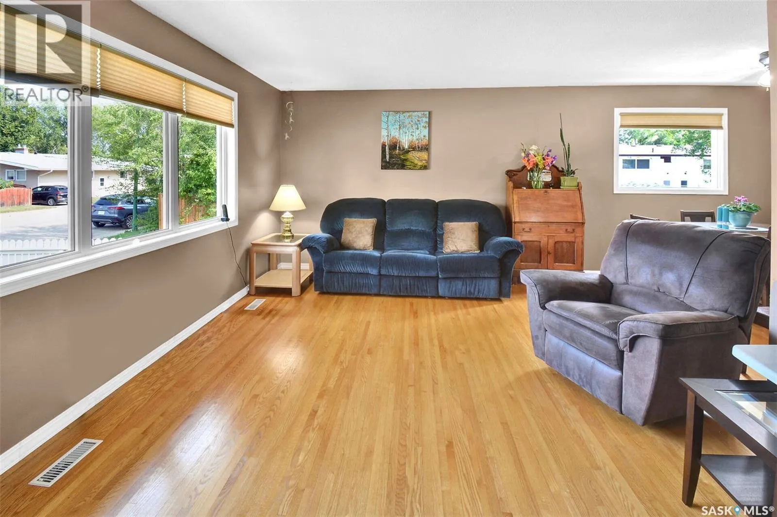 2938 Eastview